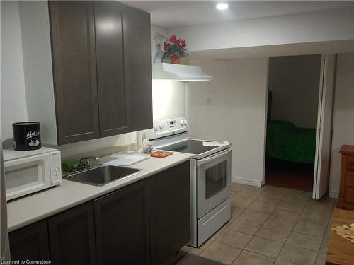 805 Stone Church Road, Hamilton, ON - Indoor Photo Showing Kitchen