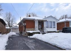 40 Seeley Avenue  Hamilton, ON L8V 2G8