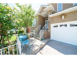 33 Tallman Street  Stoney Creek, ON L8E 5Y1