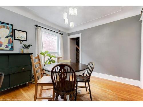 64 Graham Avenue S, Hamilton, ON - Indoor Photo Showing Dining Room