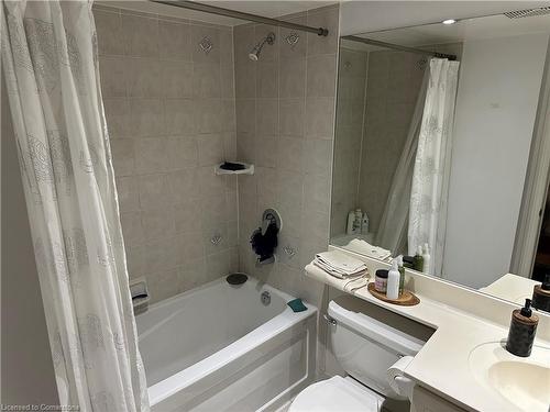 409-270 Wellington Street W, Toronto, ON - Indoor Photo Showing Bathroom
