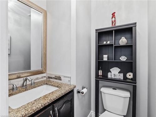 25 Lindsay Drive, Caledonia, ON - Indoor Photo Showing Bathroom