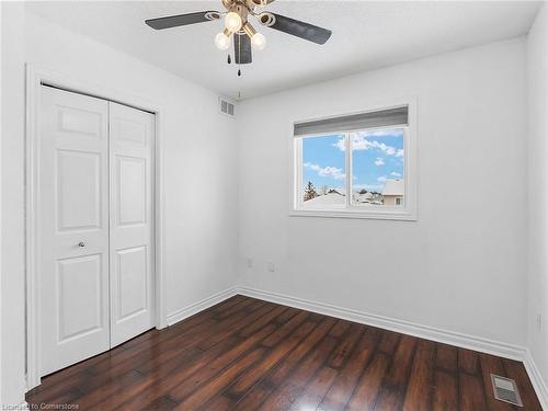 25 Lindsay Drive, Caledonia, ON - Indoor Photo Showing Other Room