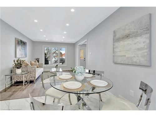 449 Acadia Drive, Hamilton, ON - Indoor Photo Showing Dining Room