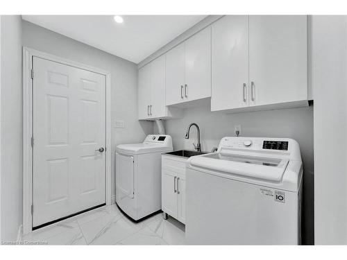 449 Acadia Drive, Hamilton, ON - Indoor Photo Showing Laundry Room