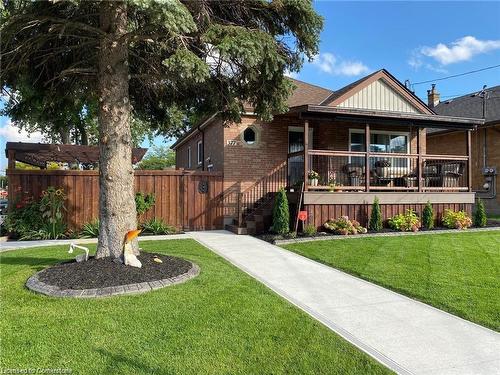 377 East 28Th Street, Hamilton, ON - Outdoor With Deck Patio Veranda