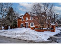 26-1415 Hazelton Boulevard  Burlington, ON L7P 4W6