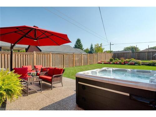 27 Hoover Crescent, Hamilton, ON - Outdoor With Backyard