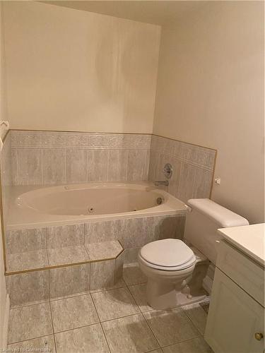 20B-67 Caroline Street S, Hamilton, ON - Indoor Photo Showing Bathroom