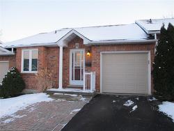 6-60 Rice Avenue  Hamilton, ON L9C 7S3