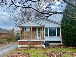 253 West 33rd Street  Hamilton, ON L9C 5J7