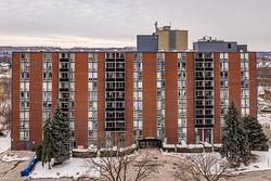 409-75 Glenburn Court  Hamilton, ON L8E 1C7