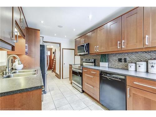 29 East 21St Street, Hamilton, ON - Indoor Photo Showing Kitchen With Double Sink