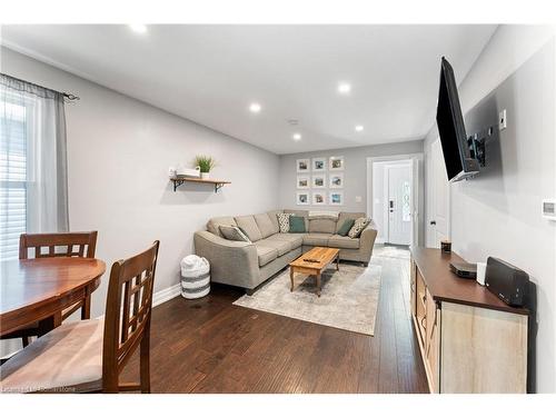 781 Spring Gardens Road, Burlington, ON - Indoor Photo Showing Other Room