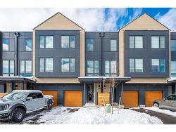 38-2273 Turnberry Road  Burlington, ON L7M 2B2