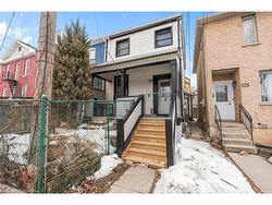 133 Cathcart Street  Hamilton, ON L8L 5A1