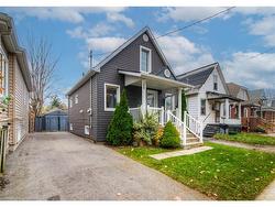 71 Garside Avenue N Hamilton, ON L8H 4W4