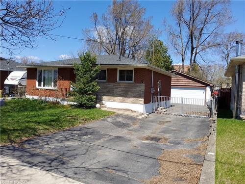 7 Usher Street  Brantford, ON N3R 1B8