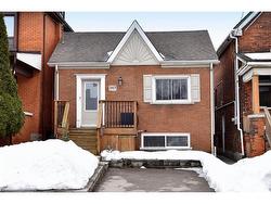 143 Homewood Avenue  Hamilton, ON L8P 2M6