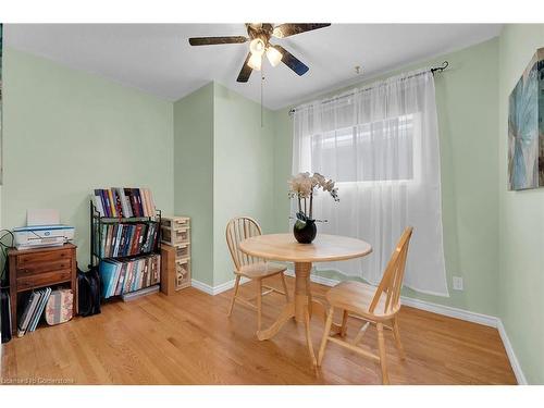 221 East 24Th Street, Hamilton, ON - Indoor Photo Showing Dining Room