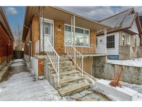 221 East 24Th Street, Hamilton, ON - Outdoor With Deck Patio Veranda With Facade