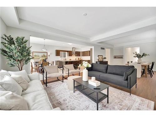49 Willson Drive, Thorold, ON - Indoor Photo Showing Living Room