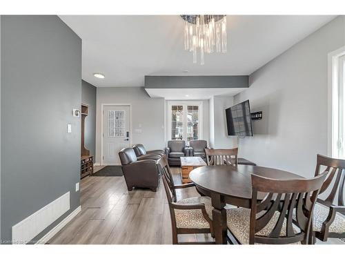 174 Mcanulty Boulevard, Hamilton, ON - Indoor Photo Showing Dining Room