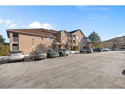 40-3050 Pinemeadow Drive  Burlington, ON L7M 3X5