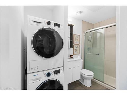 712-60 Frederick Street, Kitchener, ON - Indoor Photo Showing Laundry Room