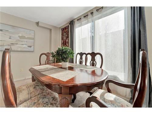 63 Lynnette Drive, Hamilton, ON - Indoor Photo Showing Dining Room