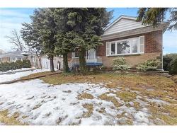 292 Glenholme Avenue  Hamilton, ON L8K 3M3