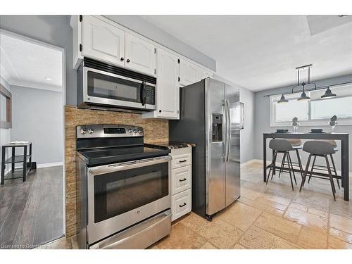 40 Terrystone Walk, Waterloo, ON - Indoor Photo Showing Kitchen