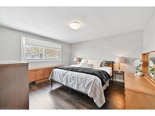 40 Terrystone Walk, Waterloo, ON - Indoor Photo Showing Bedroom