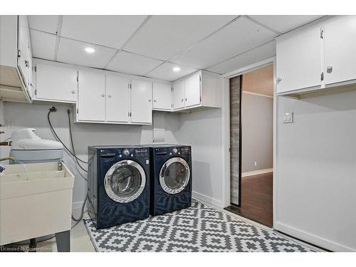 40 Terrystone Walk, Waterloo, ON - Indoor Photo Showing Laundry Room