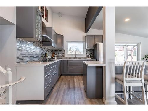 158 Laurier Avenue, Hamilton, ON - Indoor Photo Showing Kitchen With Upgraded Kitchen