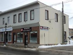 17 Church Street W Elmira, ON N3B 1M2