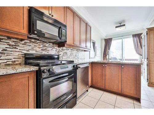 4140 Judson Common, Burlington, ON - Indoor Photo Showing Kitchen