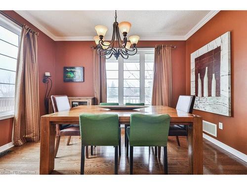 4140 Judson Common, Burlington, ON - Indoor Photo Showing Dining Room