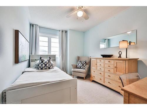 4140 Judson Common, Burlington, ON - Indoor Photo Showing Bedroom