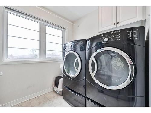 4140 Judson Common, Burlington, ON - Indoor Photo Showing Laundry Room