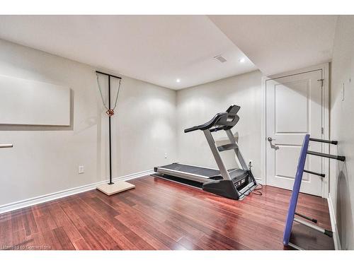 4140 Judson Common, Burlington, ON - Indoor Photo Showing Gym Room