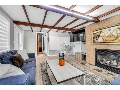 5372 Spruce Avenue, Burlington, ON - Indoor Photo Showing Living Room With Fireplace