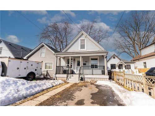 174 East 24Th Street, Hamilton, ON - Outdoor With Deck Patio Veranda With Facade