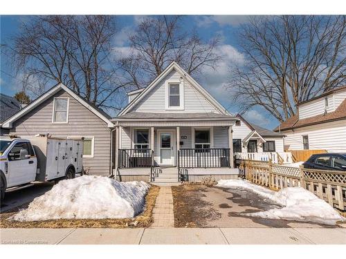 174 East 24Th Street, Hamilton, ON - Outdoor With Deck Patio Veranda With Facade