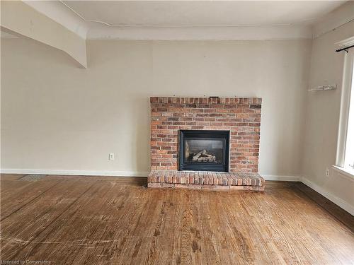 63 New Street, Hamilton, ON - Indoor Photo Showing Living Room With Fireplace