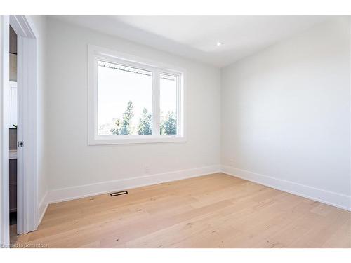 25 Shadyside Avenue, Hamilton, ON - Indoor Photo Showing Other Room