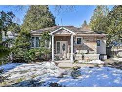 50 Tweedsmuir Avenue  Dundas, ON L9H 4H5