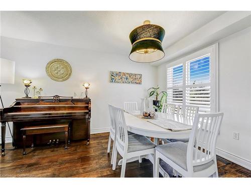 2430 Alder Drive, Burlington, ON - Indoor Photo Showing Dining Room