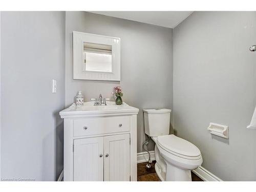 2430 Alder Drive, Burlington, ON - Indoor Photo Showing Bathroom