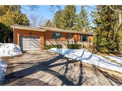 28 Mountainview Road  Hamilton, ON L9H 5B9